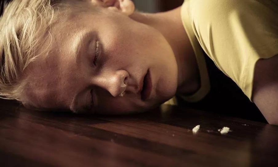 一分钟禁毒小知识,禁毒知识吸毒主要是谁的责任