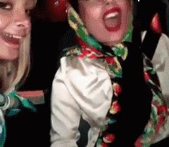 ▶昨天老妈教弟弟做作业,我弟不动脑筋思考,每道题都问...