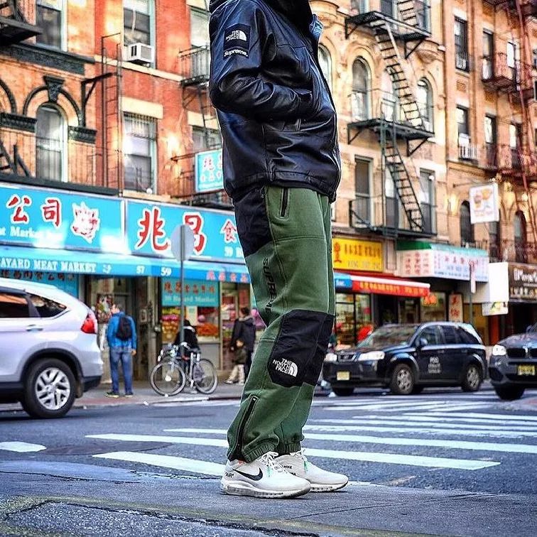 supreme国潮永不过时,supremextnf皮衣