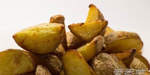 嘴巴有酸味什么原因,嘴巴有酸味怎么回事