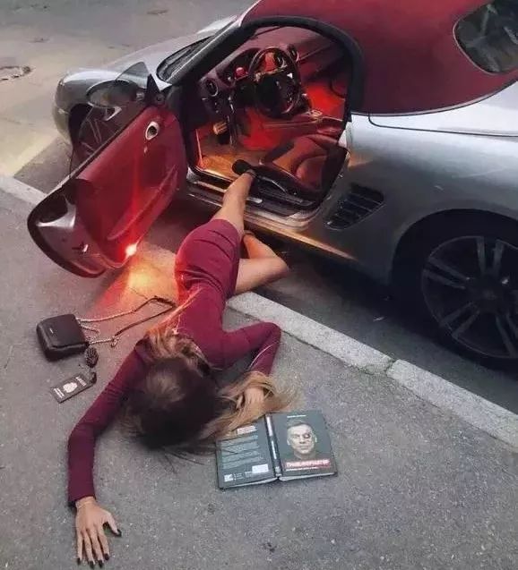 医护们的“扑街”大戏，这波炫富给满赞~