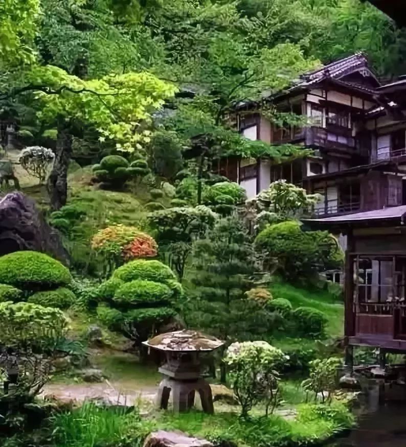 庭院花园的实用技巧,庭院花园最佳布局