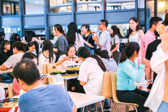 在西安市内吃遍全国,在南京吃全国各地特色美食