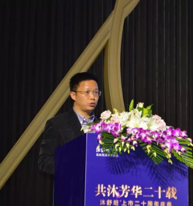 聚焦｜从多维度多领域了解氨溴索治疗进展，沐舒坦上市二十周年庆典在杭州召开