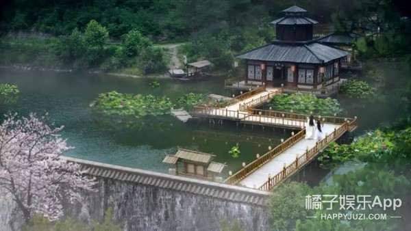 等到烟暖雨收主题曲只有你的从前,等到烟暖雨收雨夜