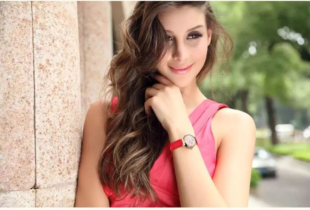 23岁后的女人用点好的!只需599元的SV冻龄水为何被誉为欧洲女性的驻颜神器?SV冻龄水胜于神仙水天然安全高效