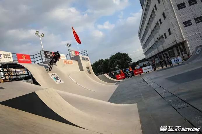 让心脏噗通噗通2018中国BMX自由式联赛～大家一起翻转吧