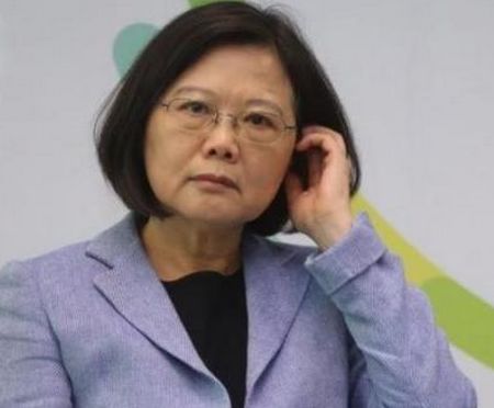 没玩好蔡英文发钱惹众怒