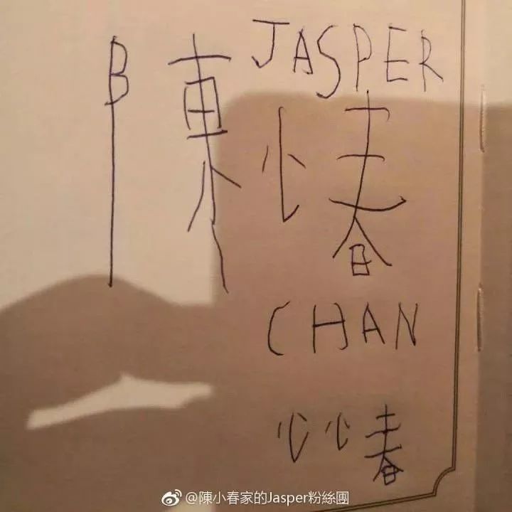 秋冬上衣推荐可爱,秋冬个性上衣短版