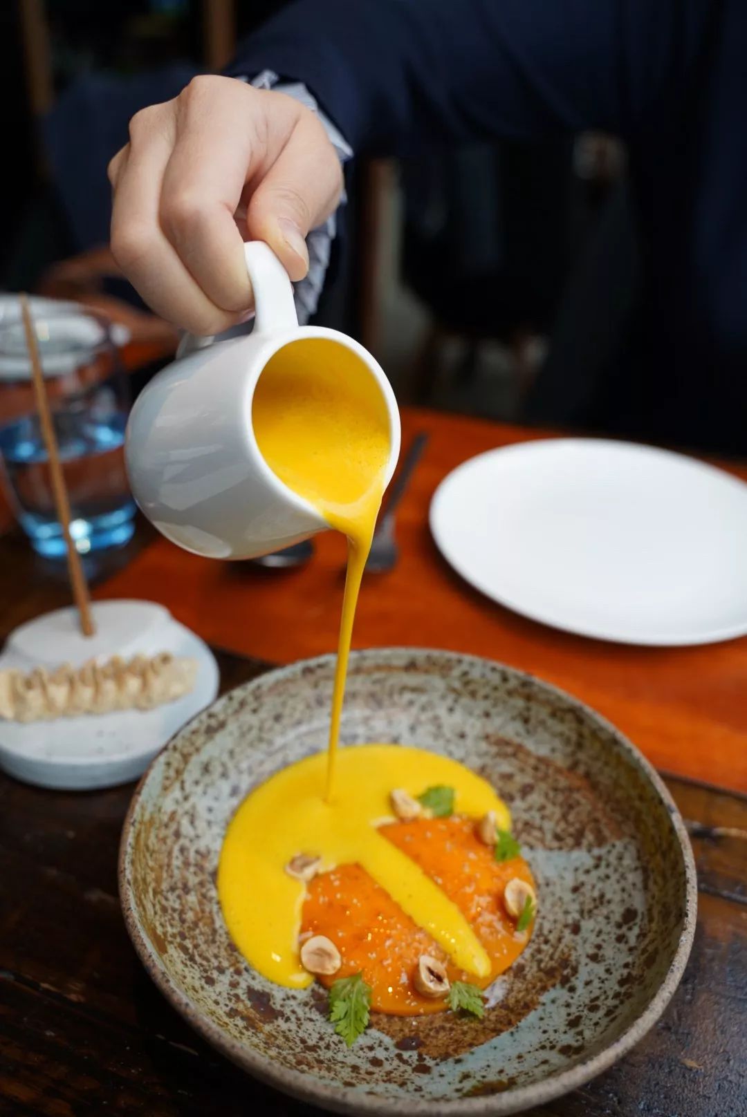 有灵魂的热汤，是我的秋日之光