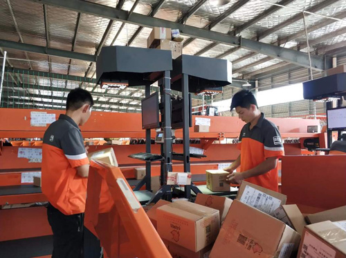 商丘申通爆仓,河南商丘申通快递