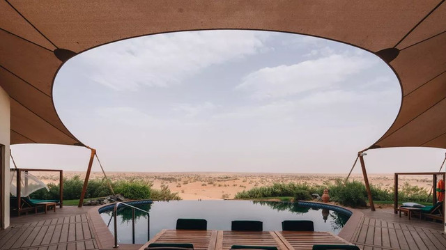 西厢房｜沙漠中的极致野奢，每间都有私家泳池，羚羊会还会来泳池喝水