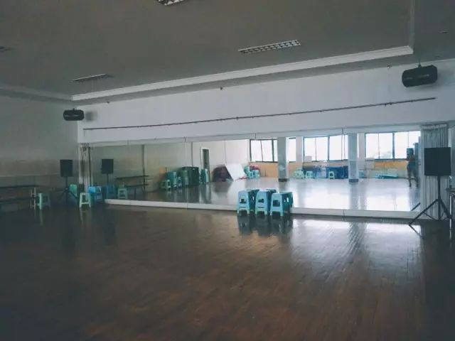 淄博那个承载我整个青春的地方,我好想穿上山铝一小的校服,再走一遍!