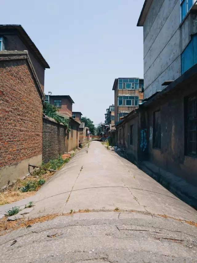 淄博那个承载我整个青春的地方,我好想穿上山铝一小的校服,再走一遍!