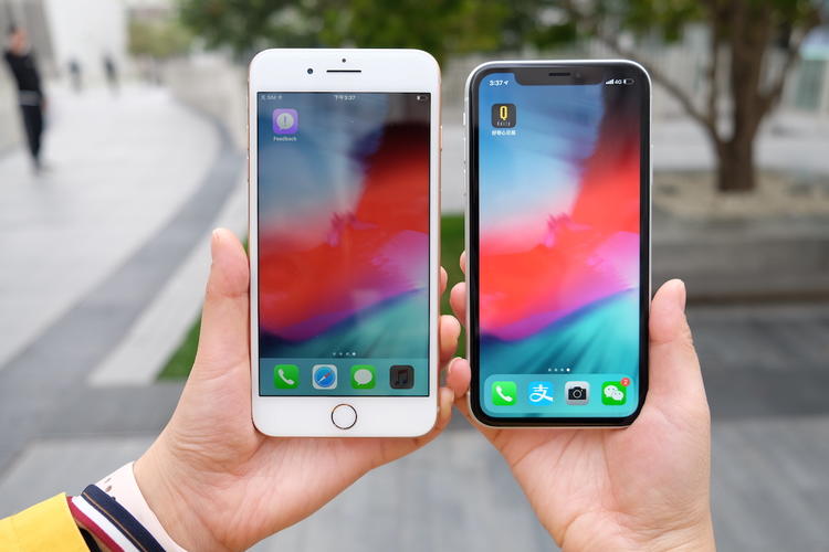 苹果xr一天的测评,iphonexr一天两充正常吗