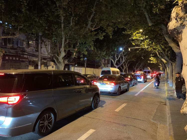 苹果xr一天的测评,iphonexr一天两充正常吗