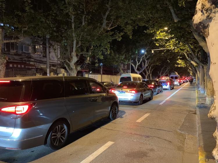 苹果xr一天的测评,iphonexr一天两充正常吗