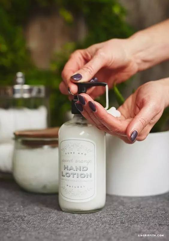 高跟鞋里放面包,高跟鞋这样穿轻松不累