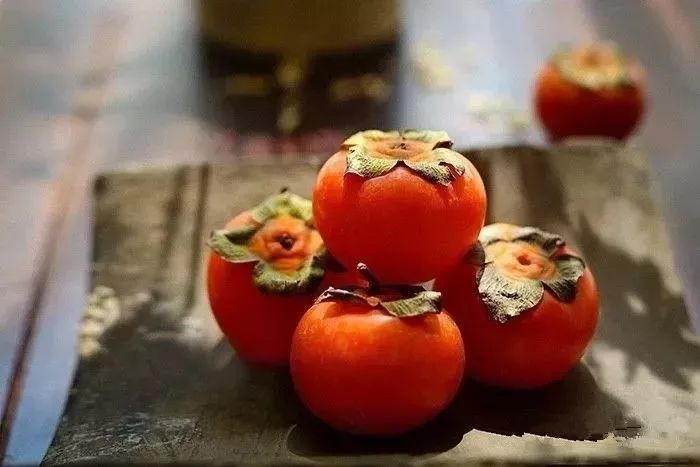 刚刚好！陇南的柿子红了，“柿”不可挡~