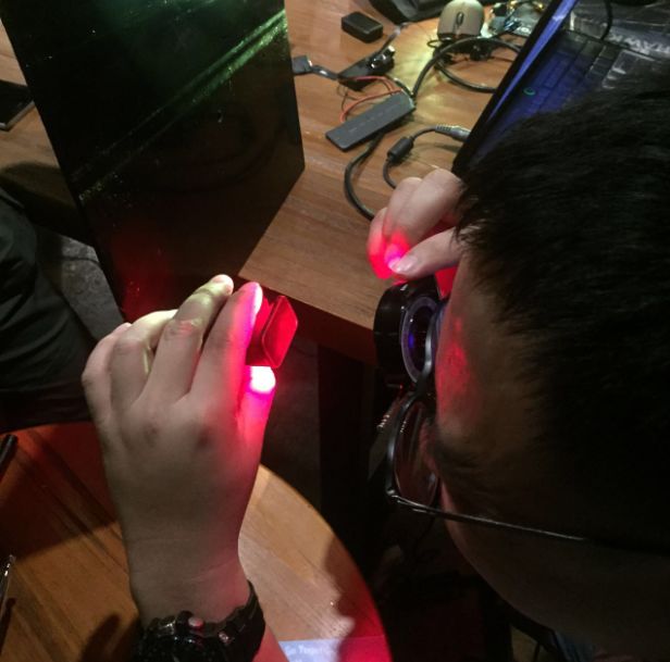 在出租屋发现针孔摄像机怎么办,出租屋发现针孔摄像头