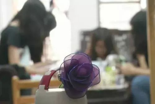 在出租屋发现针孔摄像机怎么办,出租屋发现针孔摄像头