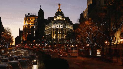 ¥138/位——80年历史！淮海路传奇花园酒店半自助午餐！海鲜刺身蟹菜畅吃，羊排乳鸽任选诚意满分！