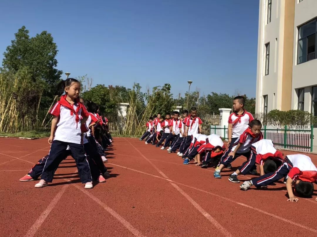 航拍小岗村纪录片,品图照片