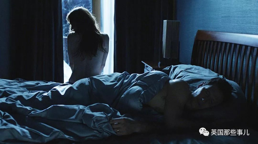 频繁出轨劈腿是什么心理,你出轨的动机是什么