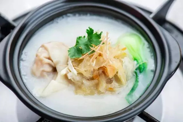 巨抵！399=2大1长隆小白虎餐厅自助午餐，边吃边睇白虎，周日不加收