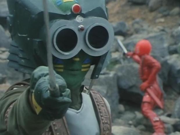 一部特摄片,一部二流特摄片为什么变成神剧