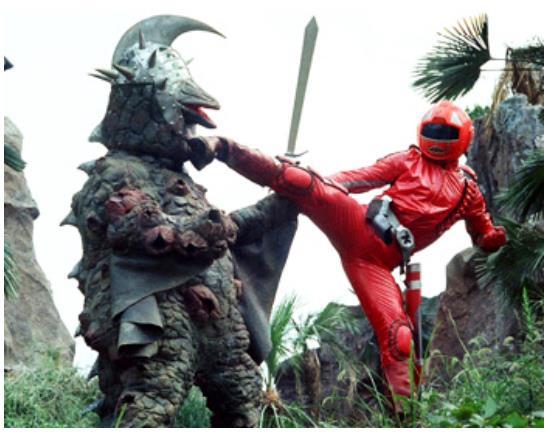 一部特摄片,一部二流特摄片为什么变成神剧