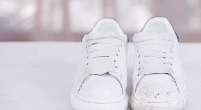 小白鞋容易脏一招让它干净又亮,小白鞋发黄用这招一刷就亮白如新