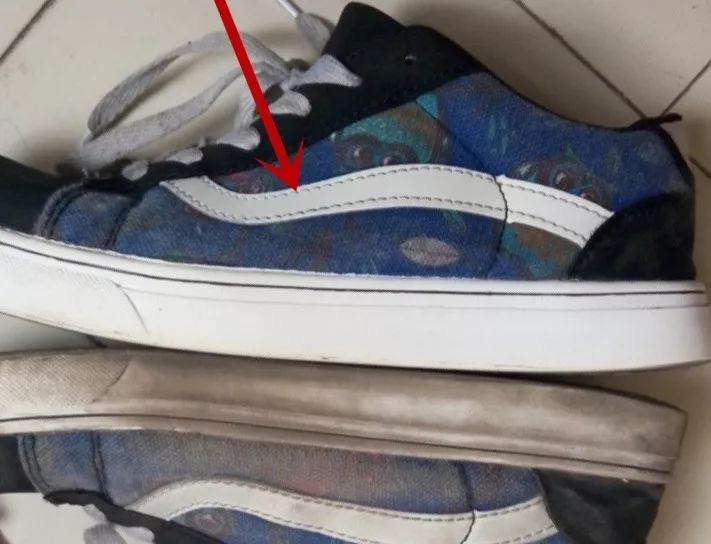 小白鞋容易脏一招让它干净又亮,小白鞋发黄用这招一刷就亮白如新