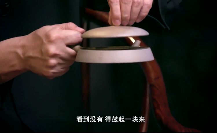 震惊冰红茶居然是这样做出来的,大家爱喝的茶