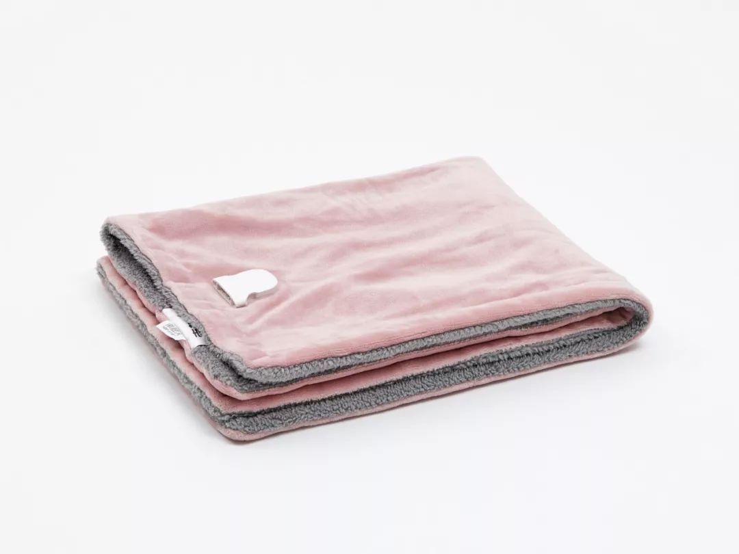 冬天盖着透气的毛毯,可以水洗的电热毛毯