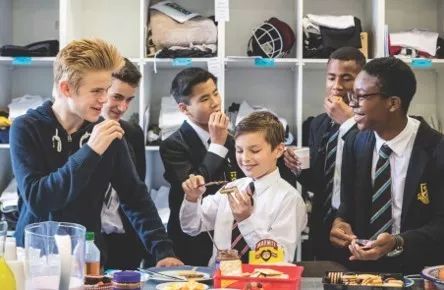 英国贵族学校,英国的贵族学校精英教育