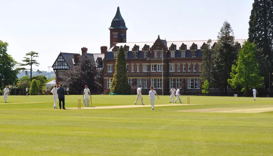 英国贵族学校,英国的贵族学校精英教育