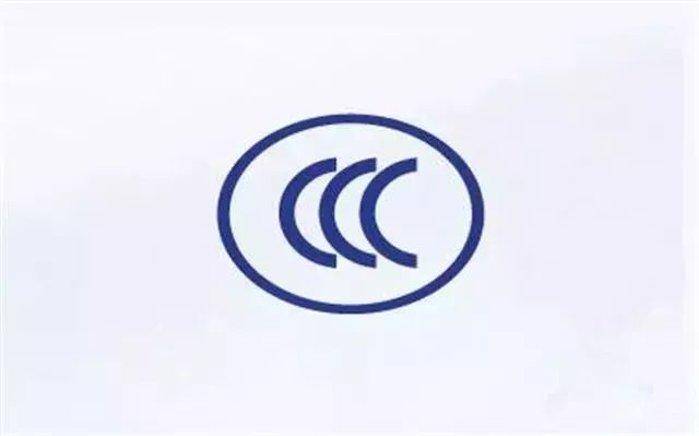 潮湿的天气用小太阳有用么,天气冷泡澡好不好