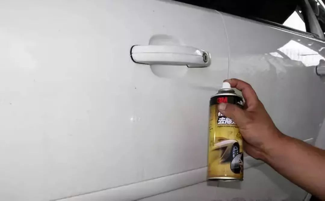 车刮痕有坑修复,汽车轻微刮痕的最佳补救方法