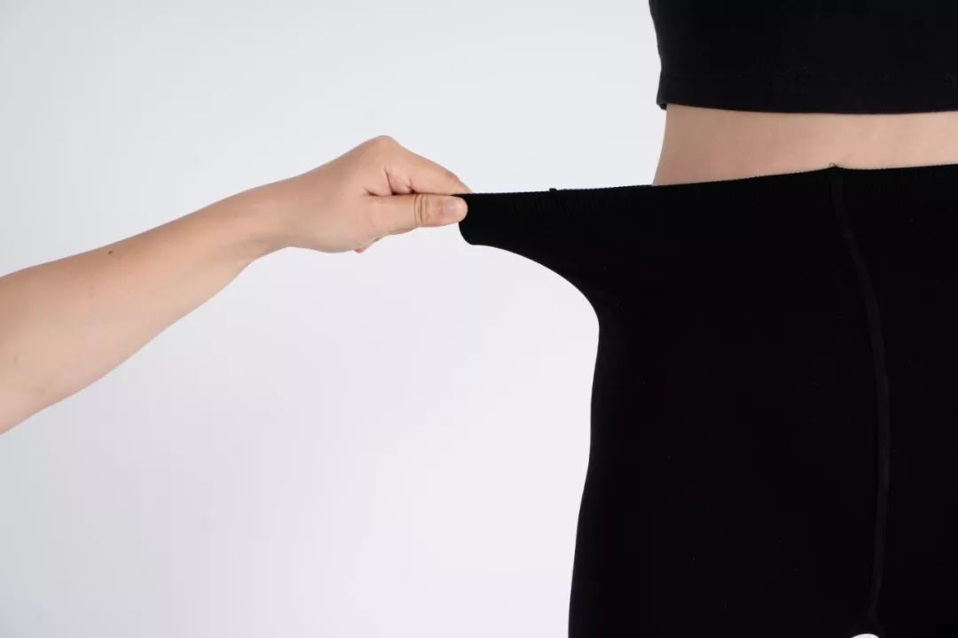 裤袜界的LV，腿围立减5cm！自发热，不掉裆，日本小姐姐人手一条！