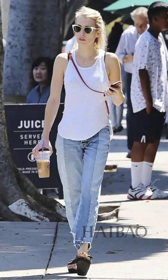 浅色牛仔裤雷区,牛仔裤怎么穿才不会出现尴尬区