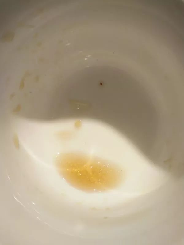 饮料喝到异物怎么索赔,饮料里喝出玻璃渣怎么赔偿