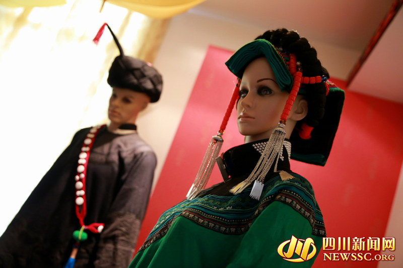 昭觉绣娘将搭上“电商快车”她们想让世界掀起最炫彝族风