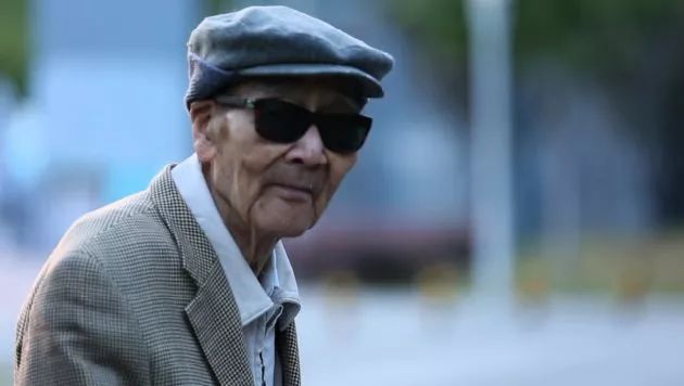 赞!这些老人,才是这个时代最亮的星!