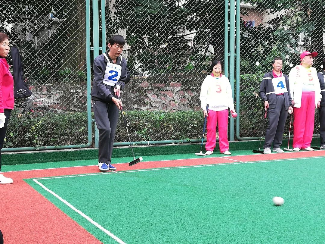 没看错，这场比赛选手平均年龄超70！