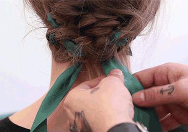 出门几分钟头发塌掉,出门头发就扁塌