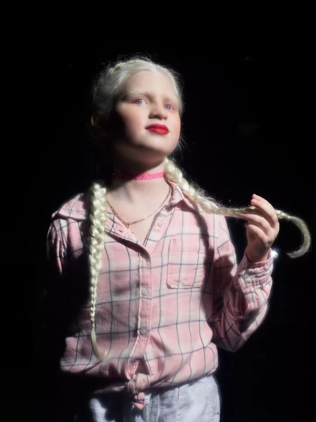 “你不需要口红，是口红需要你”：千禧一代眼里的化妆