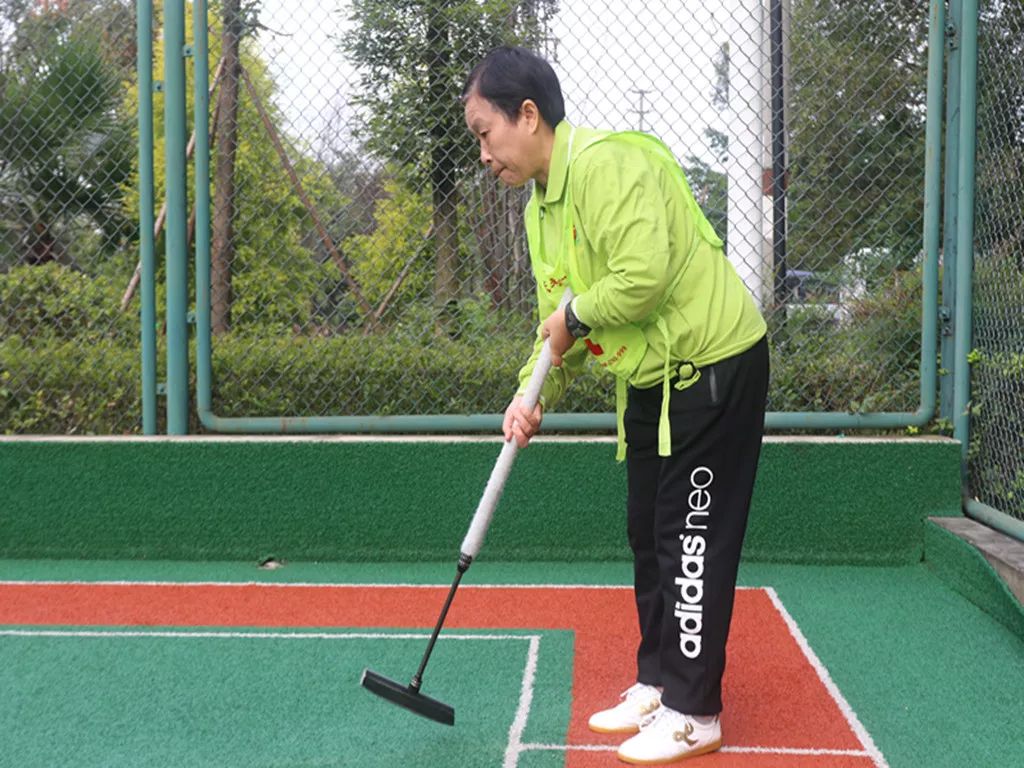 没看错，这场比赛选手平均年龄超70！