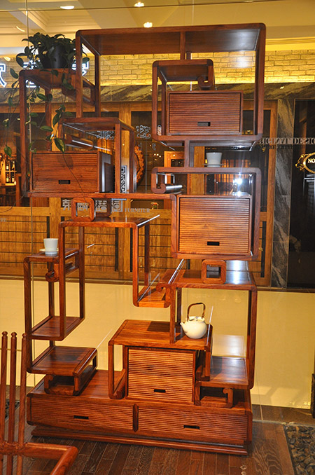 荣麟京瓷中式装修,荣麟京瓷家具和中匠博古款式一样