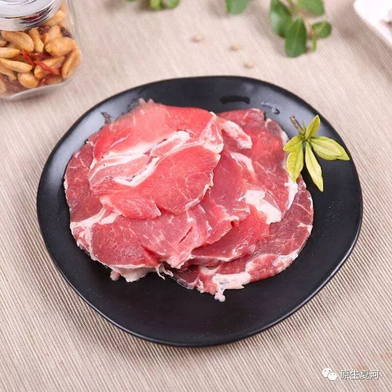 一千个吃客一千种感觉,但基本没有人拒绝这里的羊肉